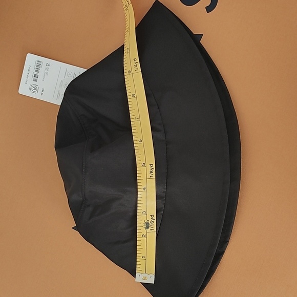 New Athleta Water Resistant Bucket Hat S/M - Picture 13 of 14